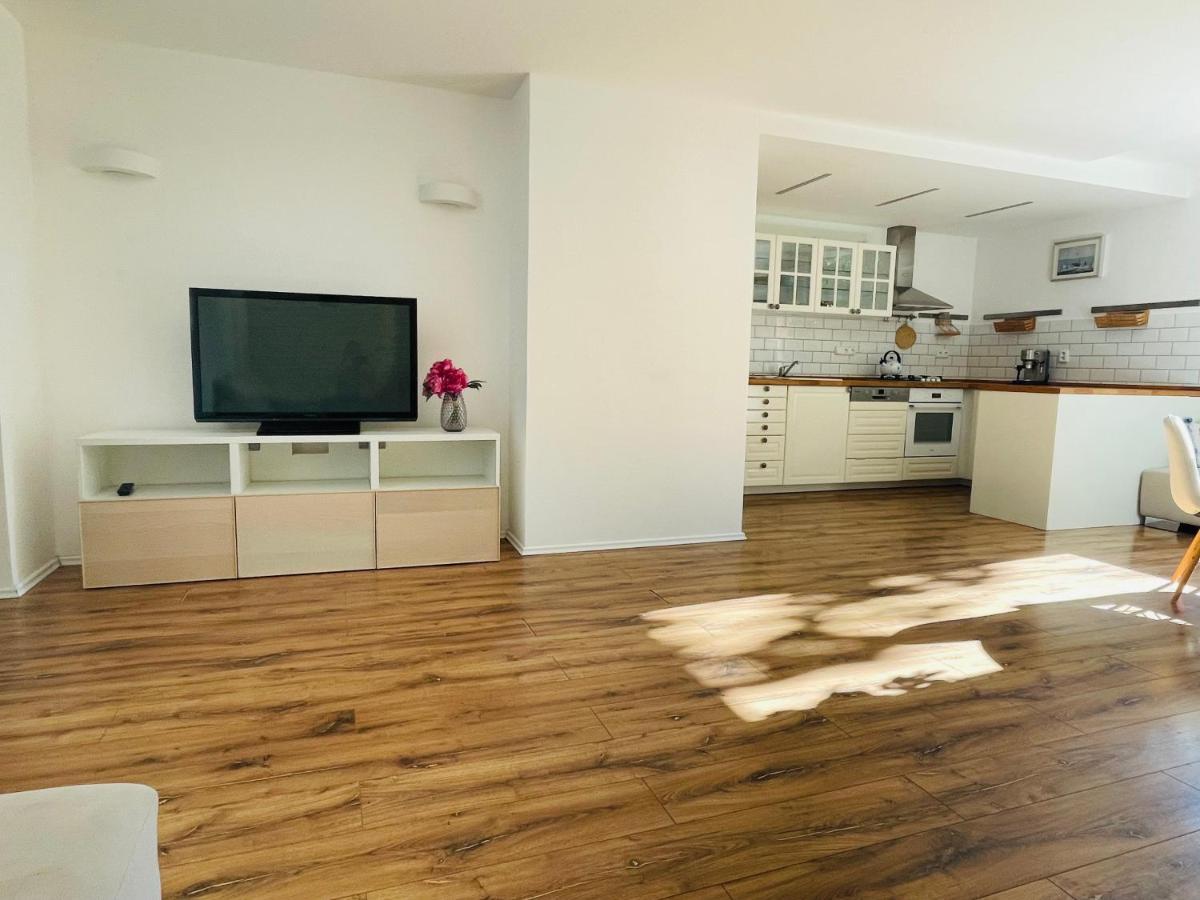 70M2 Romantic Living In The Old Town With Garden Bratislava Eksteriør billede